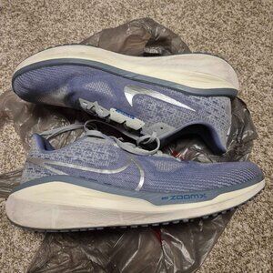 Nike Vomero 17 Ashen Slate- Metallic Silver Running Shoes